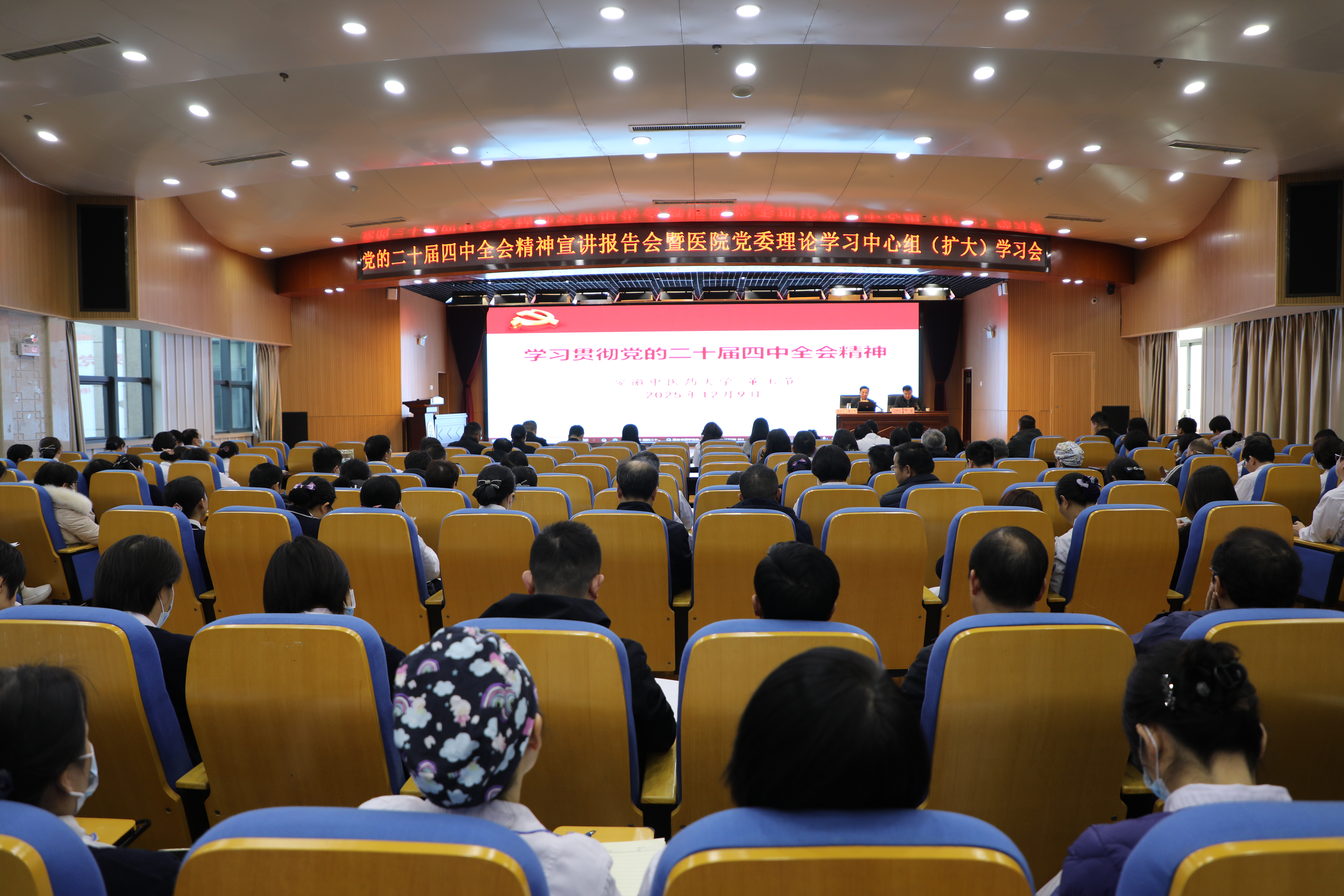 webwxgetmsgimg.jpg webwxgetmsgimg.jpg