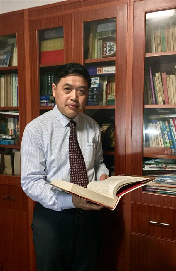 庆祝第33个教师节7精勤不倦做中医明师――记全国中